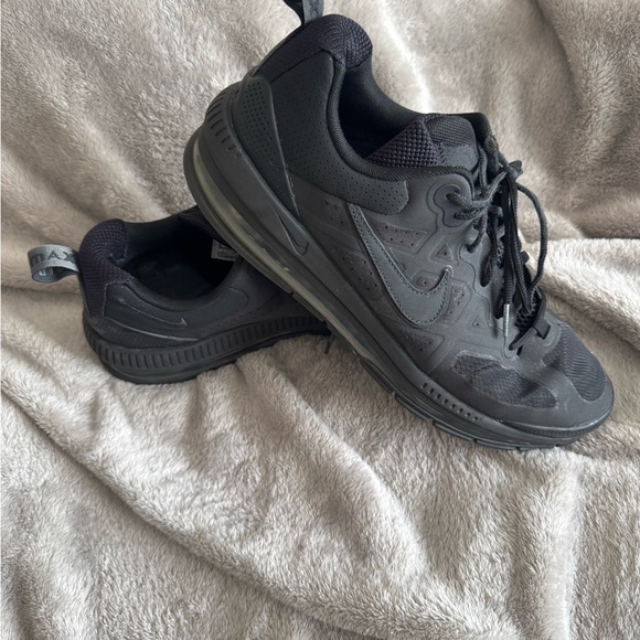 Nike Other - Nike Mens Air Max Genome CW1648 001 Triple Black Size 13